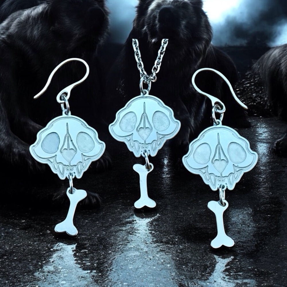 🆕 Vampire Bat Laser Etched Necklace and Earrings Set Stainless Steel